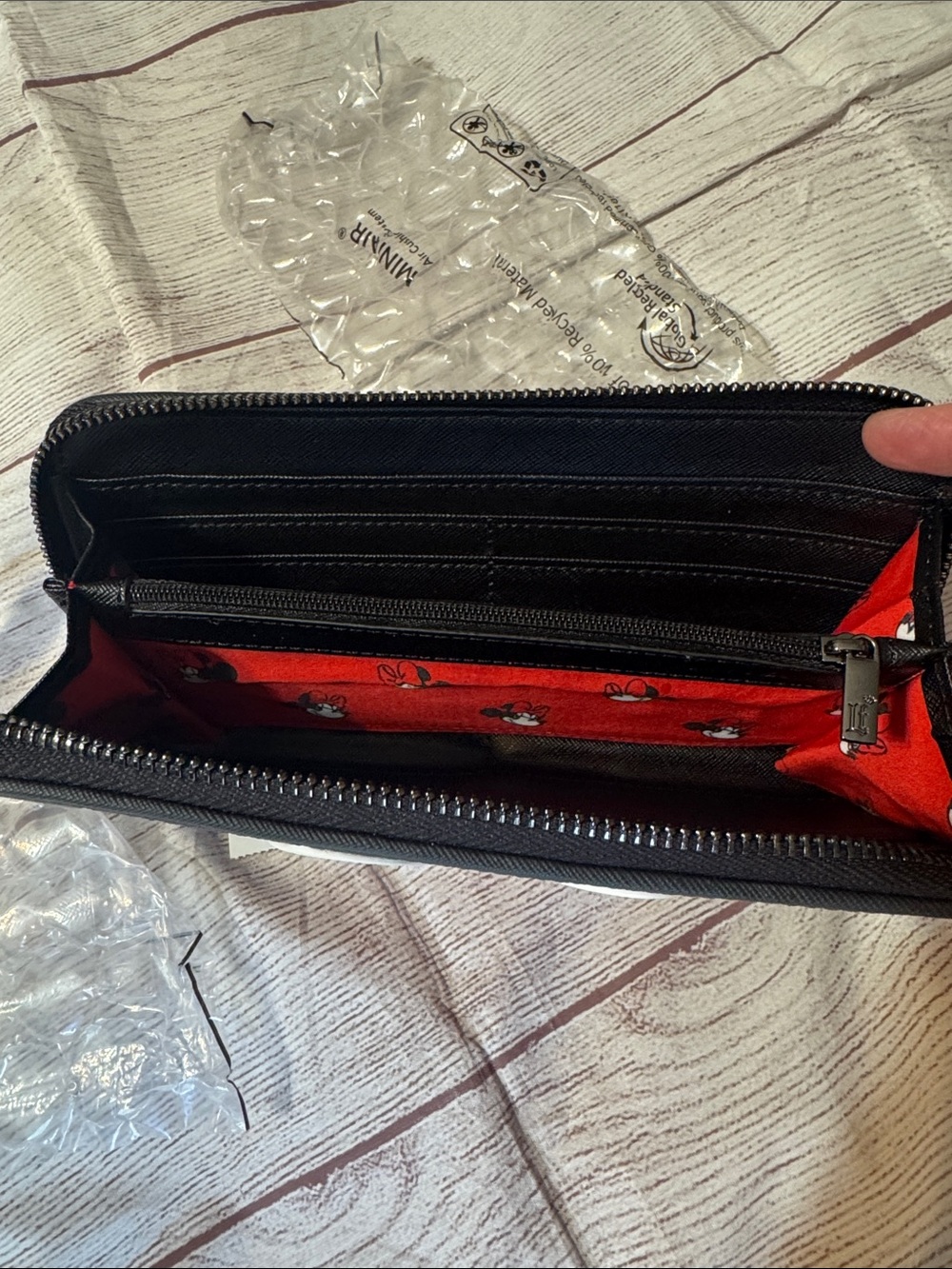 NWT Disney Parks Loungefly Wallet - Minnie Mouse With Polka Dots - Picture 12 of 15